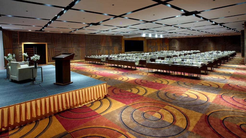 伊斯坦布尔戈南酒店 外观 照片 The International Conference Centre