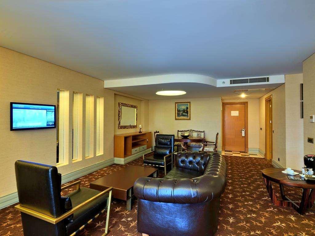 伊斯坦布尔戈南酒店 外观 照片 A suite at the hotel