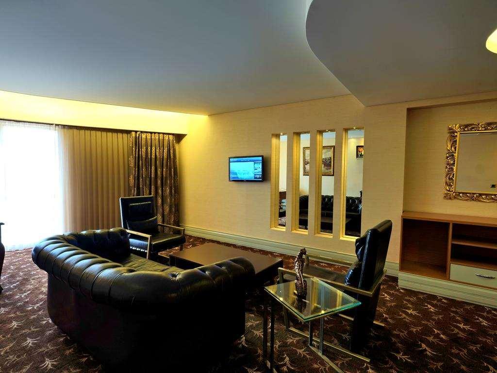 伊斯坦布尔戈南酒店 外观 照片 A suite at the hotel