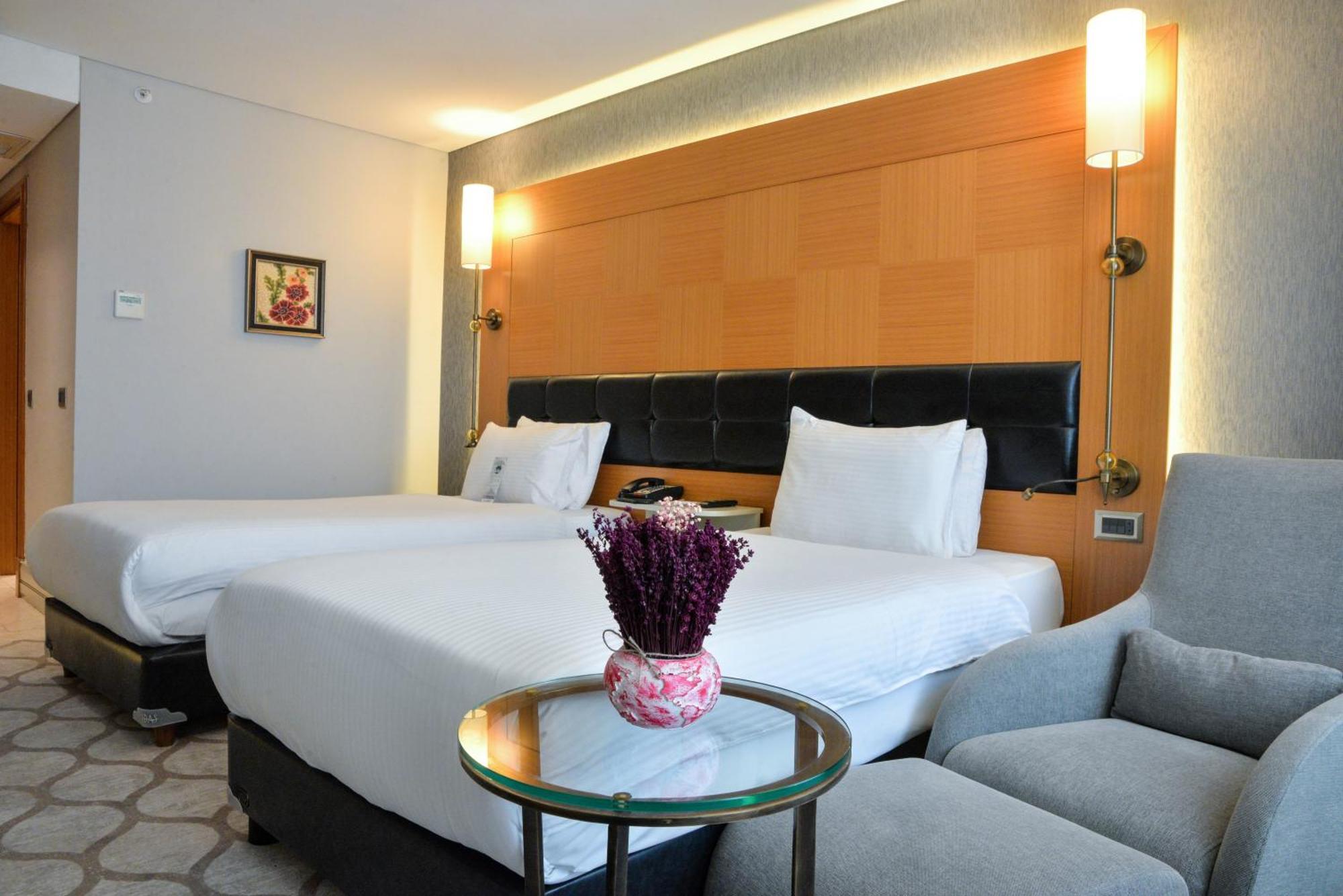 伊斯坦布尔戈南酒店 外观 照片 A room at the hotel