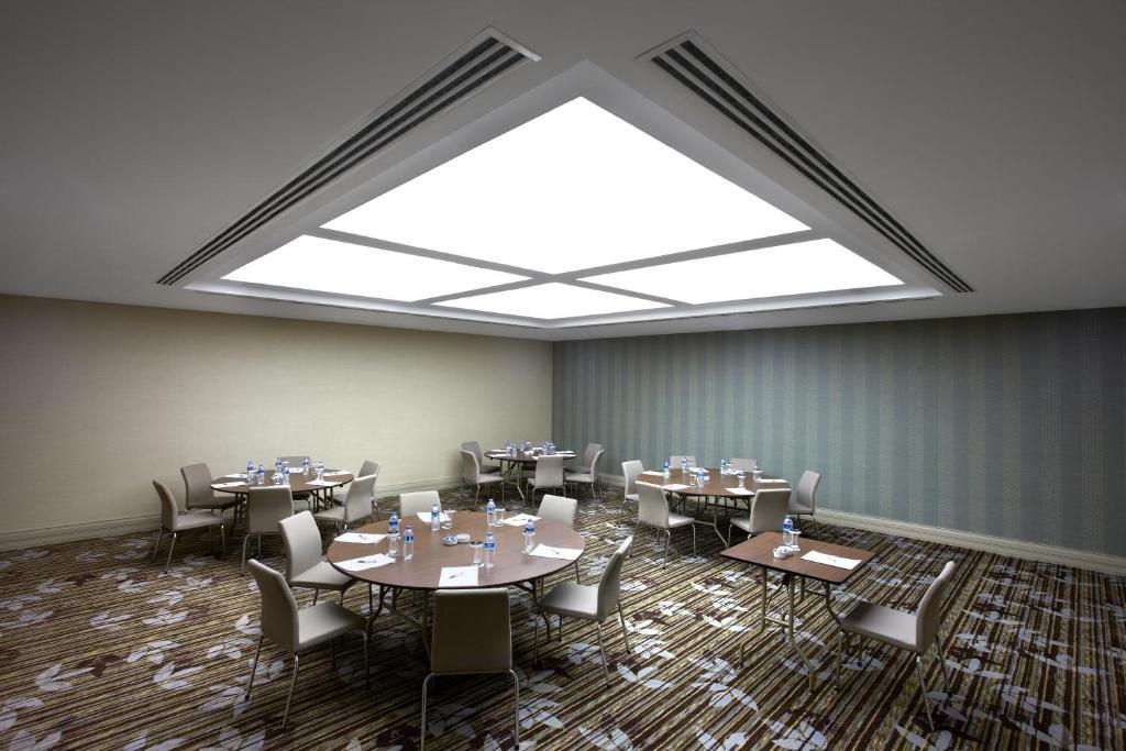 伊斯坦布尔戈南酒店 外观 照片 A meeting room at the hotel