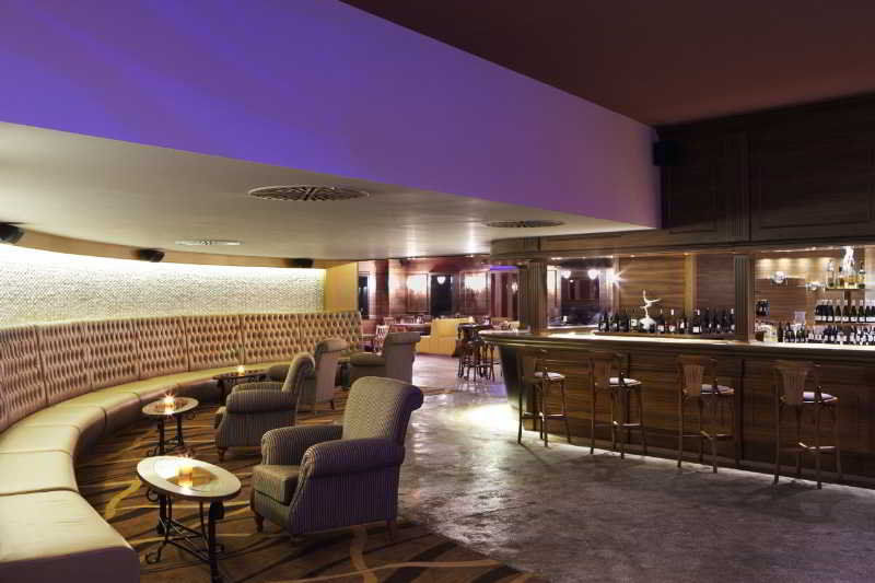 伊斯坦布尔戈南酒店 外观 照片 The bar at the 101 bar
